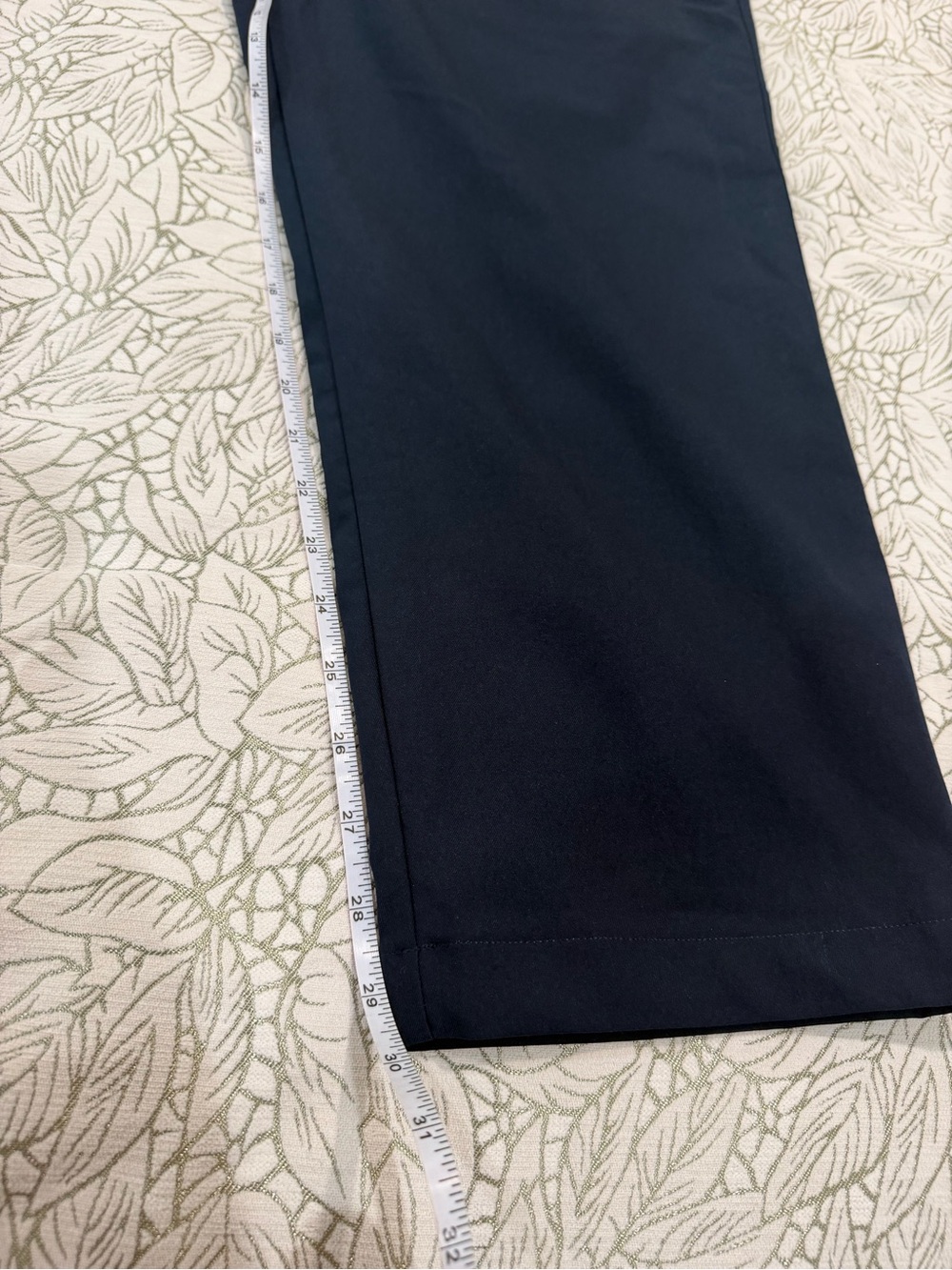 lululemon athletica Men's Dark Navy Chinos - Picture 5 of 7
